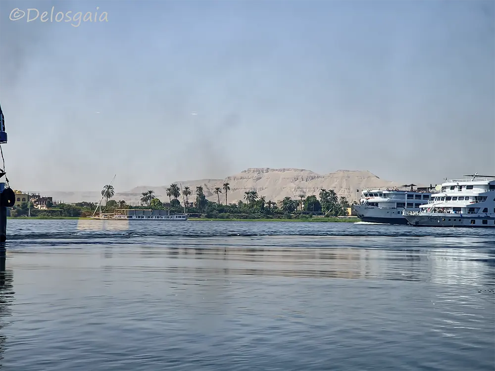 Vertrek uit Luxor